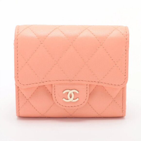 Chanel CC Logo Matelasse Lambskin Compact Wallet Pink Salmon - Picture 1 of 8